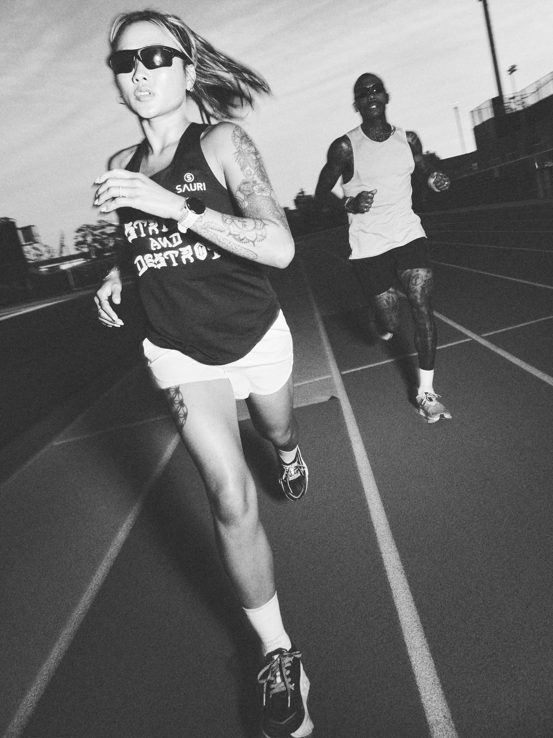 DISTORTION SINGLET (W)